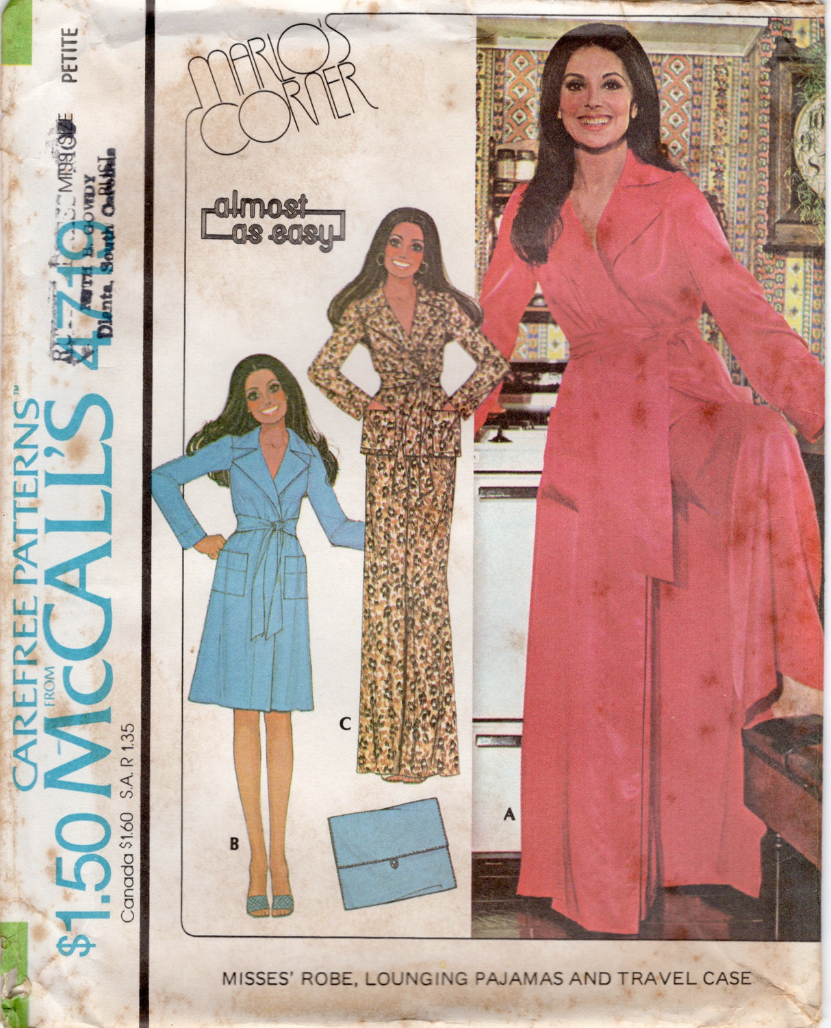 1970's McCall's Robe, Lounging Pajamas and Travel Case - Bust 30.5-31.5" - No. 4719