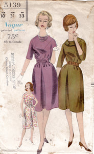 1960's Vogue Fit and Flare Dress with V shaped Bodice Panels and Cummerbund Pattern - Bust 31" - No. 5139
