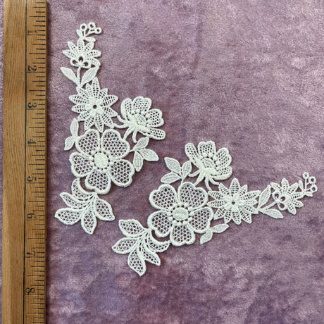 1970’s Floral Appliqué, set of 2 - Hirschberg, Schutz & Co - Cream color - deadstock - No. 1855