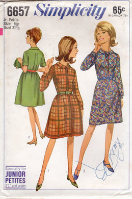 1960's Simplicity Shirtwaist Dress with Short or Long Sleeves - Bust 31.5