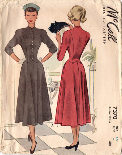 1940's McCall One Piece Dress Pattern with Button Front and 3/4 sleeve - Bust 31