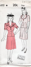 1940's New York Two Piece Suit Dress with Yoked Shoulders and 6 gore Pattern - Bust 32-36" - No. 622