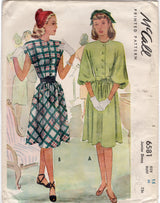 1940's McCall Shirtwaist Dress Pattern with Large Balloon Elbow Length Sleeves - Bust 33" - No. 6581