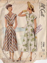 1940's McCall Slit Neckline One Piece Dress Pattern - Bust 34" - No. 7286