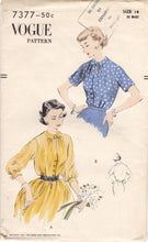 1950's Vogue Button Up Blouse with Neck Band Pattern - Bust 32" - No. 7377