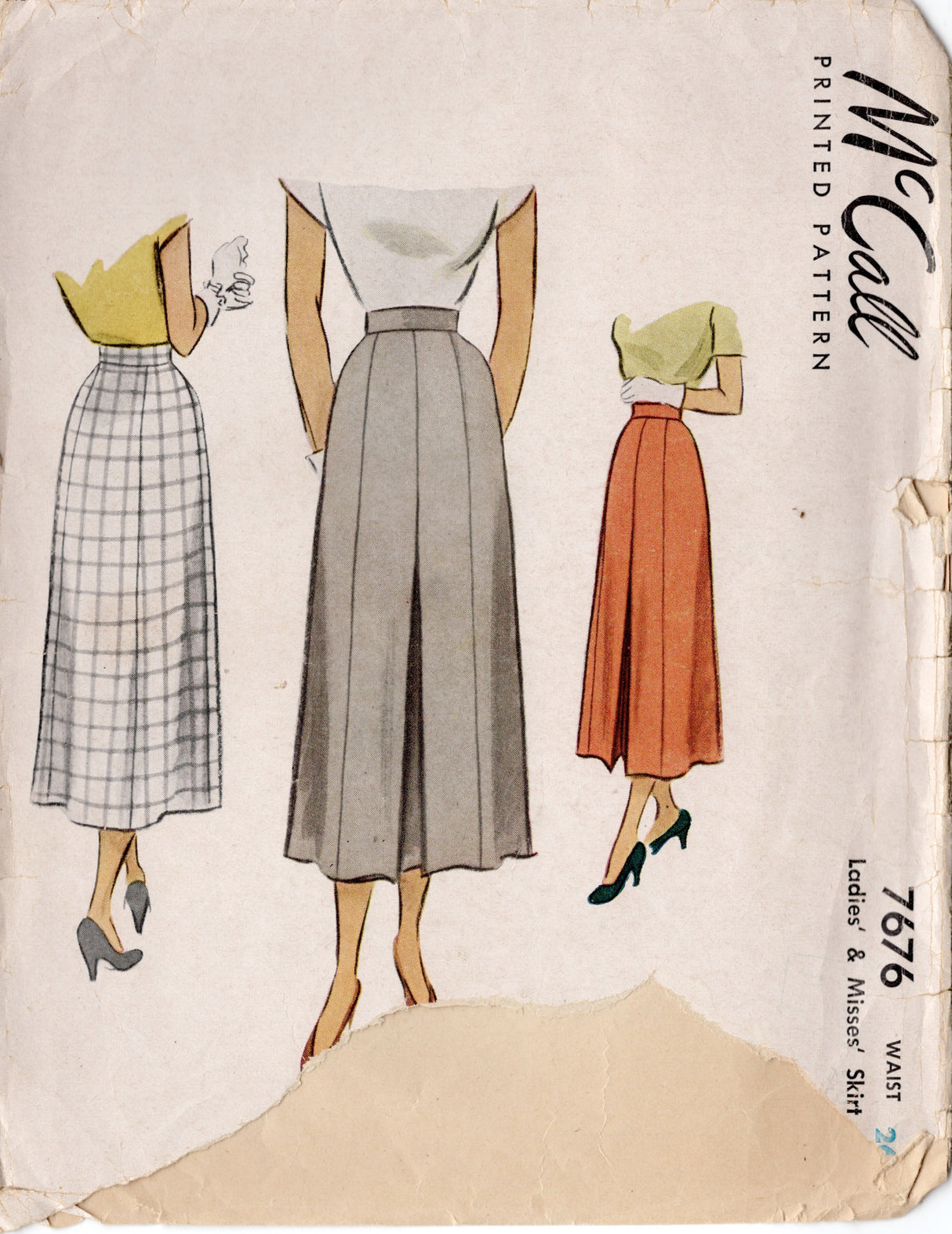 1940's McCall Straight Line 7 Gore Skirt - Waist 26" - No. 7676