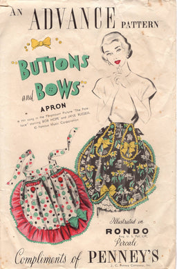 1940's Advance Half Apron with Basket or Patch Pockets - One Size - Button & Bows