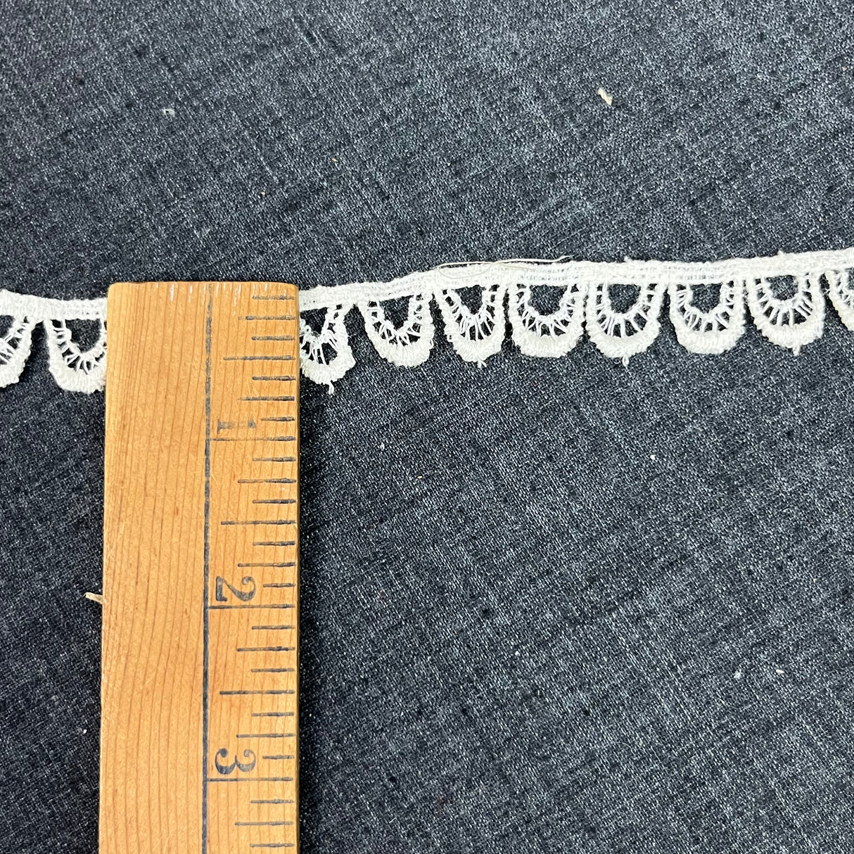 1970’s White Drop Down Rounded  Edge Lace - Cotton - BTY