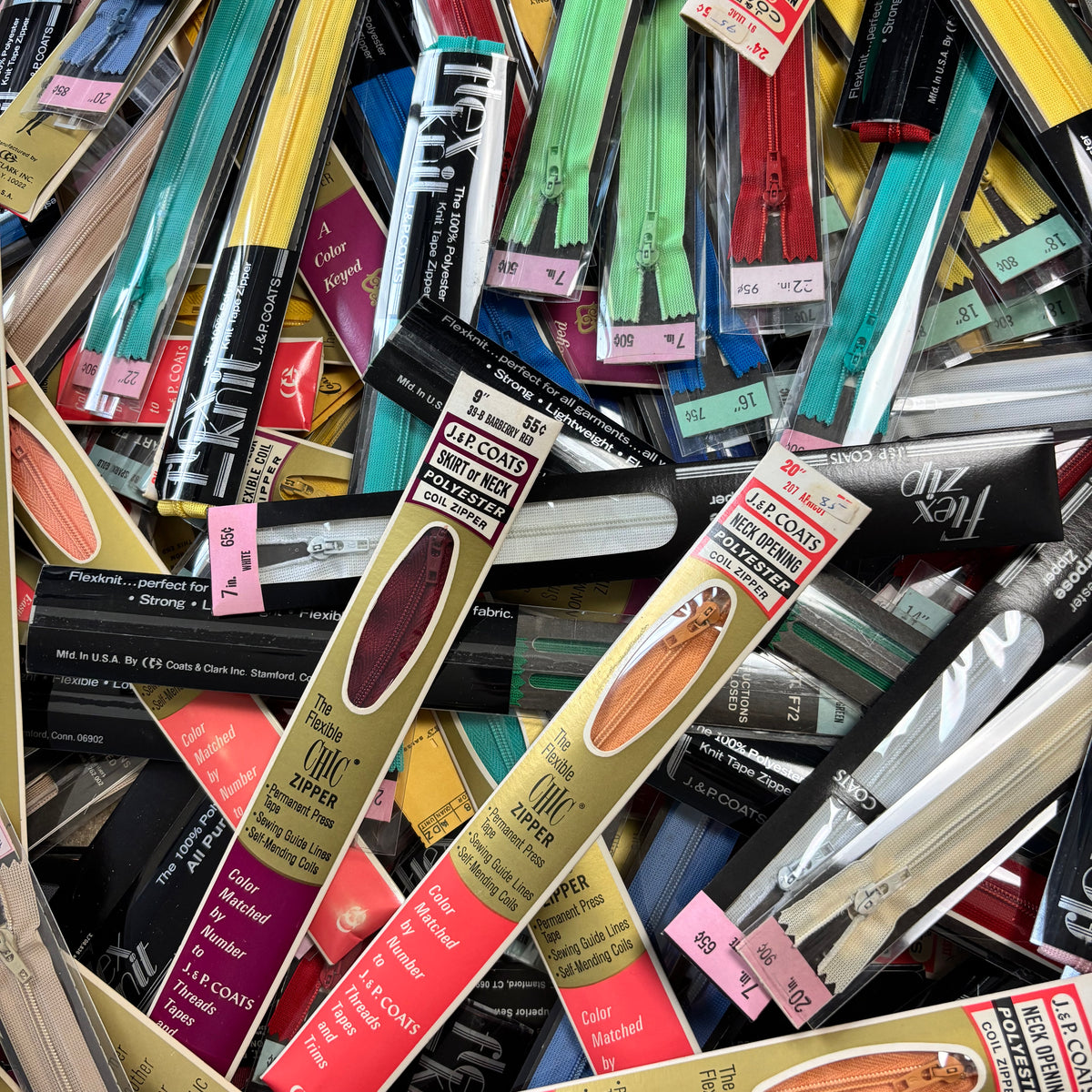 1970's Polyester Zipper LOT - 32 assorted zips – Backroom Finds