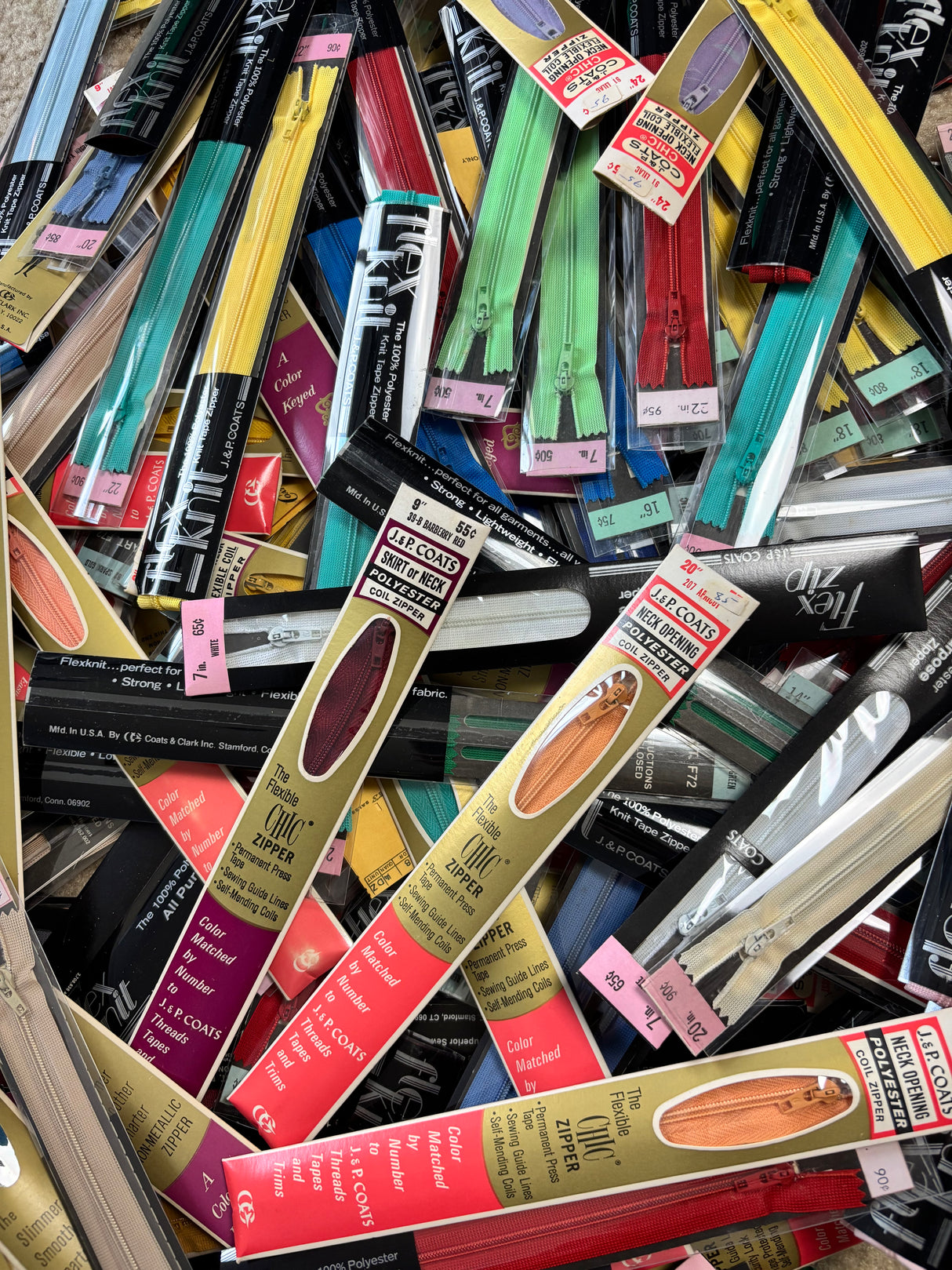 1970's Polyester Zipper LOT - 32 assorted zips