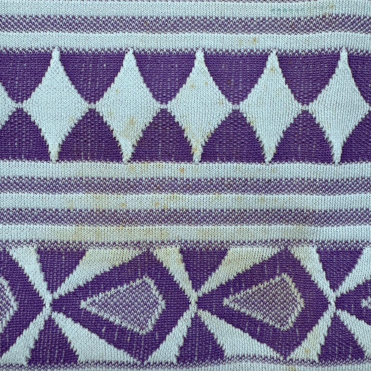 1970’s Purple and White Geometric print polyester double knit fabric (P7)