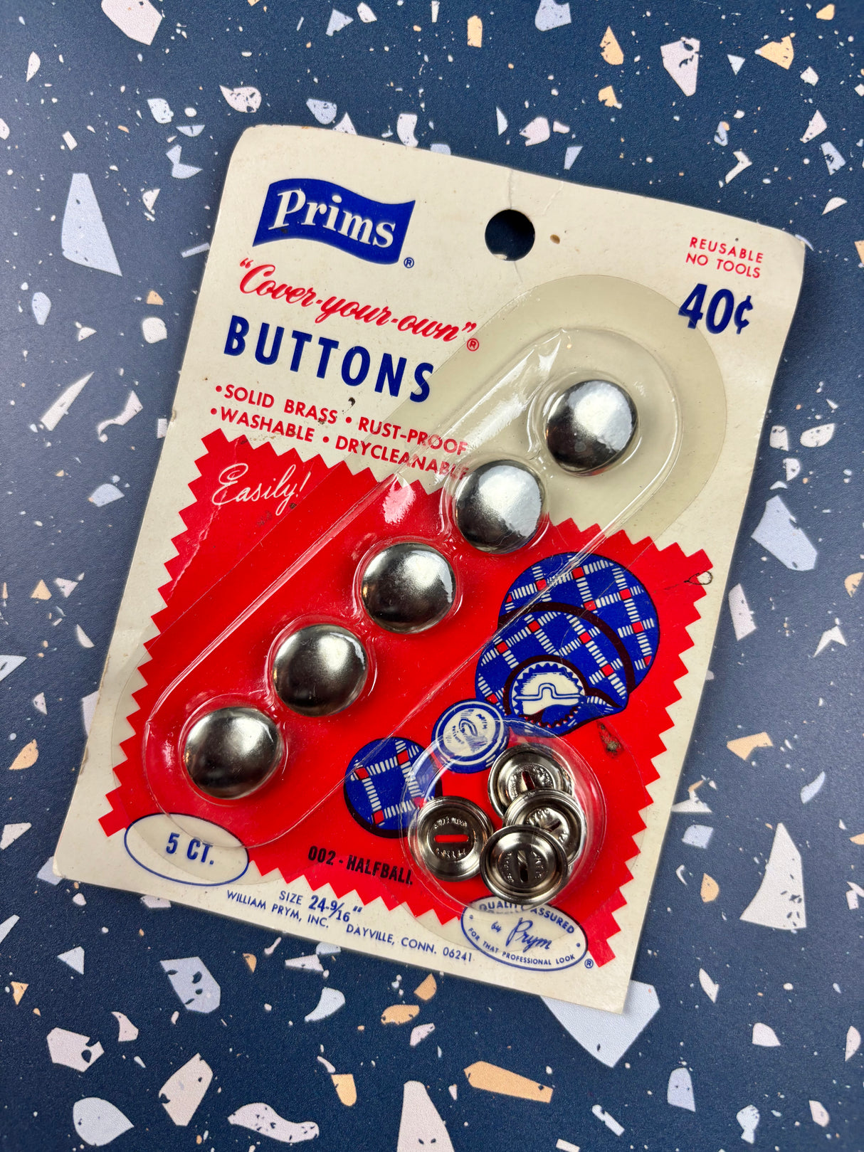 1970’s Prims Round "Cover-Your-Own" Buttons - Set of 5 - Size 24 (9/16") - on card