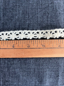 1970’s Cream color Crochet Edge Lace - Wool - BTY