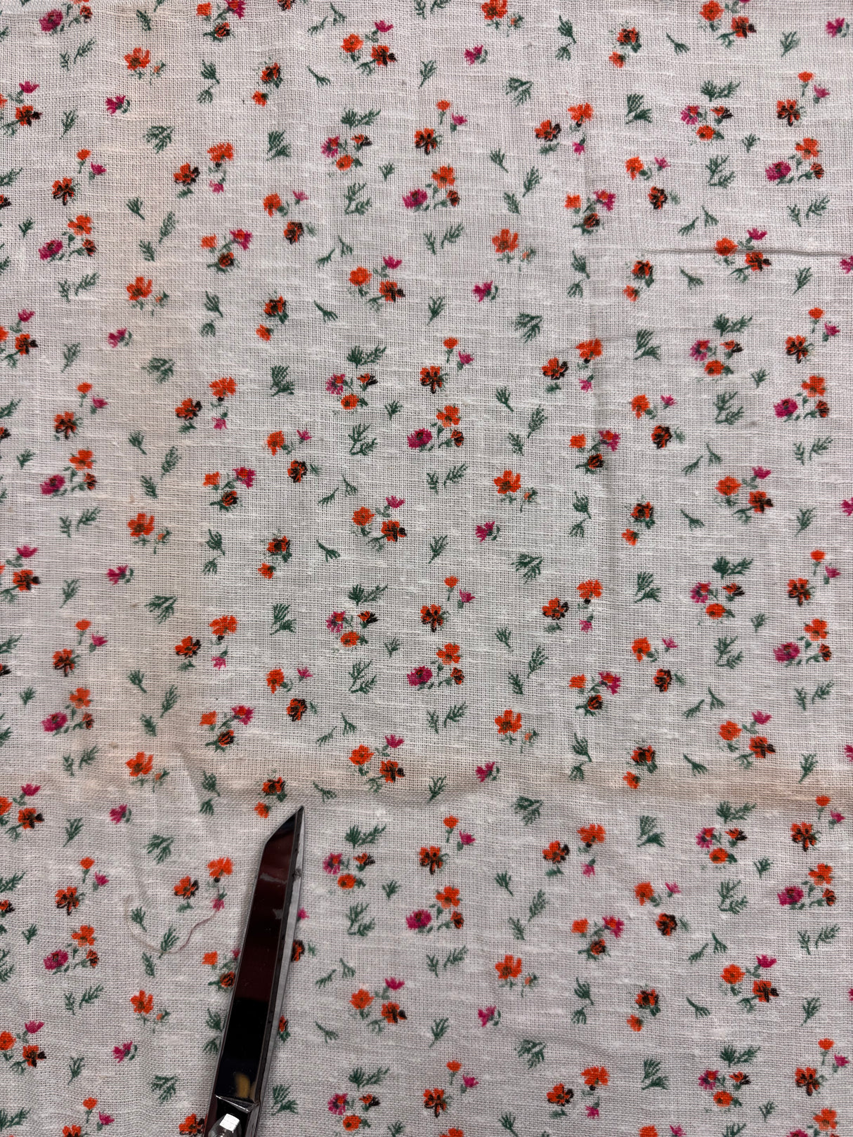 1980’s Cream with Pink and Orange Flowers Linen Blend Fabric - BTY (P117)