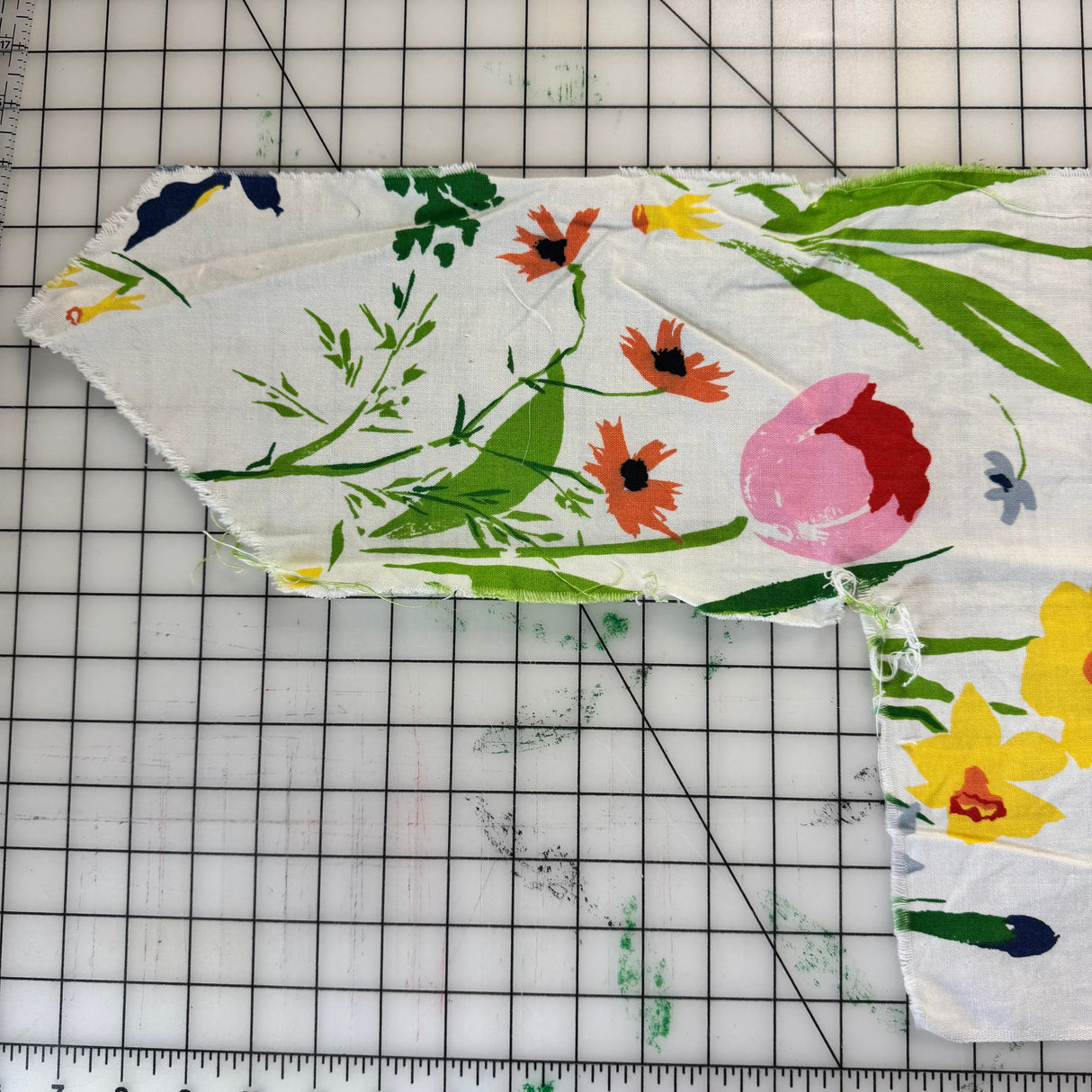 1980’s White with Large Floral Decorator Cotton Blend Fabric - (P199)