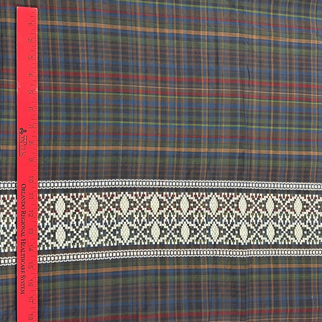 1970’s Multicolor Plaid Cotton woven Border Print fabric (P21)