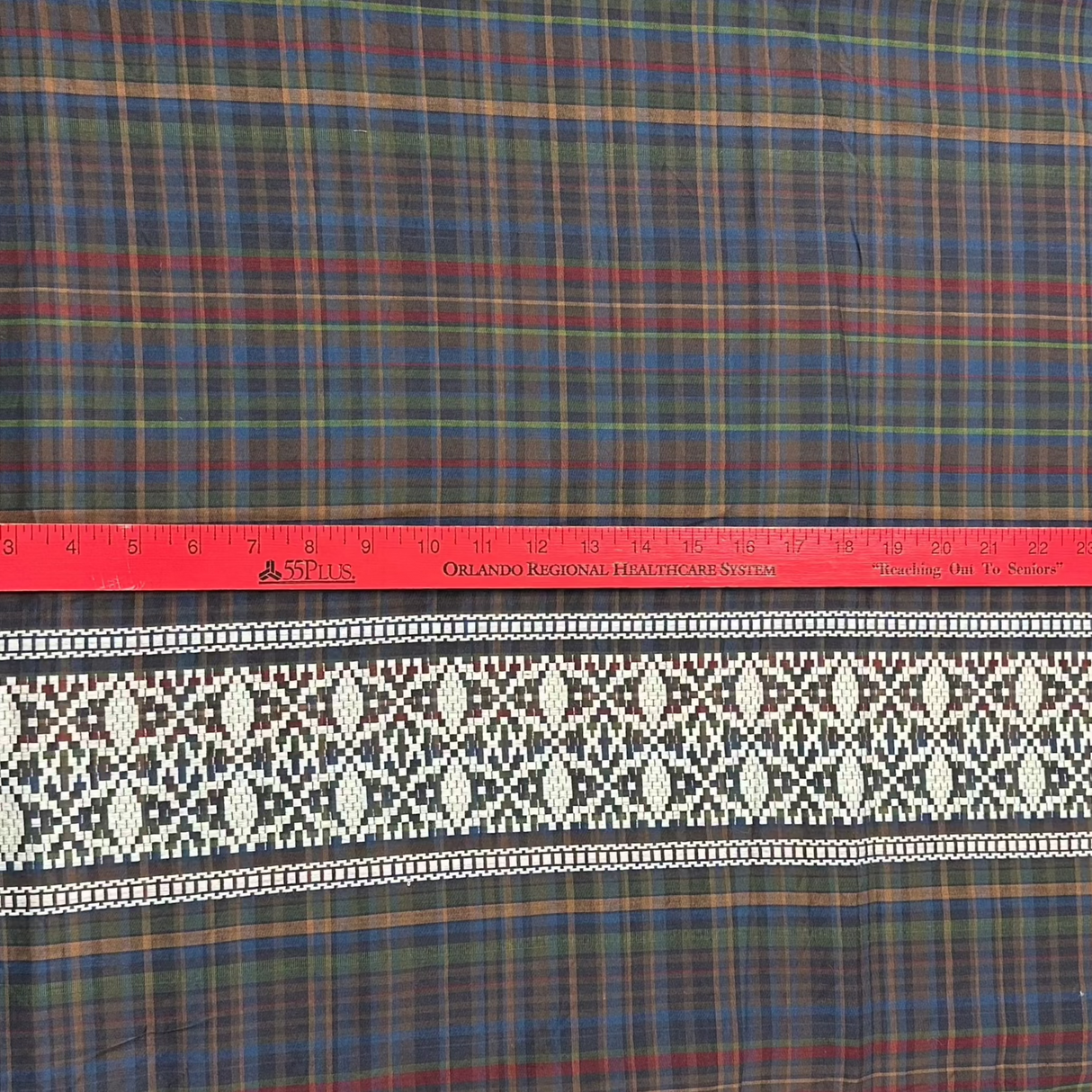 1970’s Multicolor Plaid Cotton woven Border Print fabric (P21)