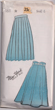 1940's New York Pleated or gored Skirt - Waist 24" - No. 161