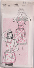 1940's New York Bib Apron or Apron with Back Close and Gathered Skirt  - Bust 30-36" - No. 210