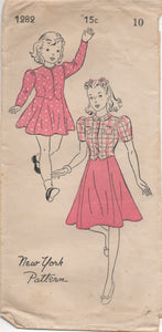 1940's New York Child's Two Piece Dress with Zip or Button Front - Chest 28" - No. 1282