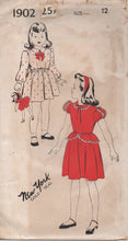 1940's New York Girl's One Piece Dress with Peter Pan Collar and Peplum - Chest 30" - No. 1902