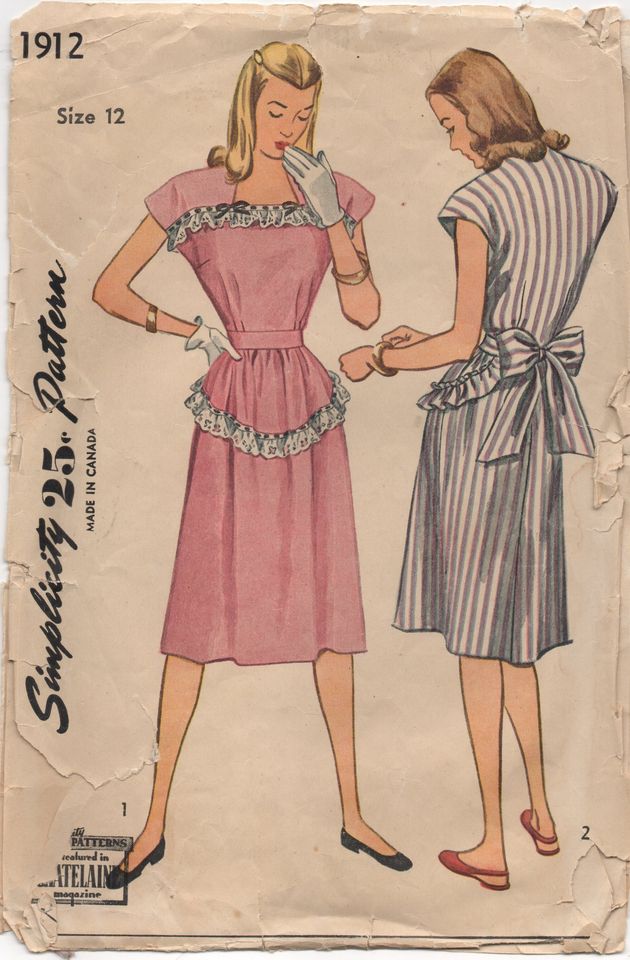 1940's Simplicity Day Dress with trimmed detail and bow - Bust 30" - No. 1912