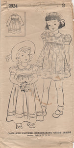 1930's Mail Order Child's Dress with Peter Pan Collar and Puff Sleeves - Chest 21" - No. 2924