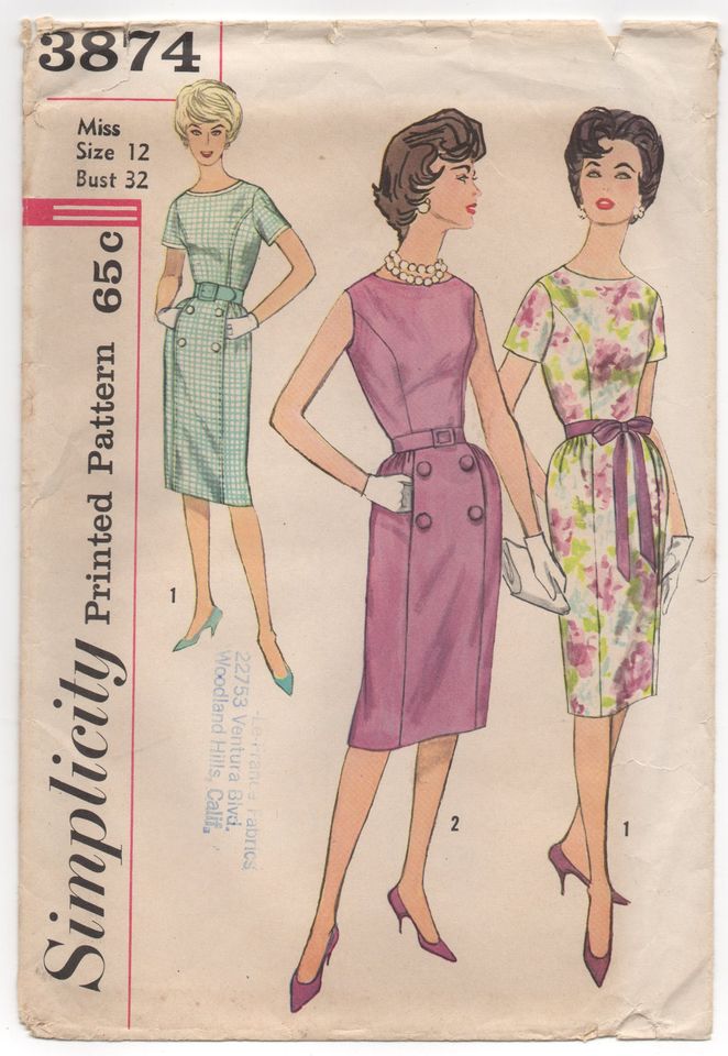 1960's Simplicity One Piece Dress with or Without sleeves - Bust 32