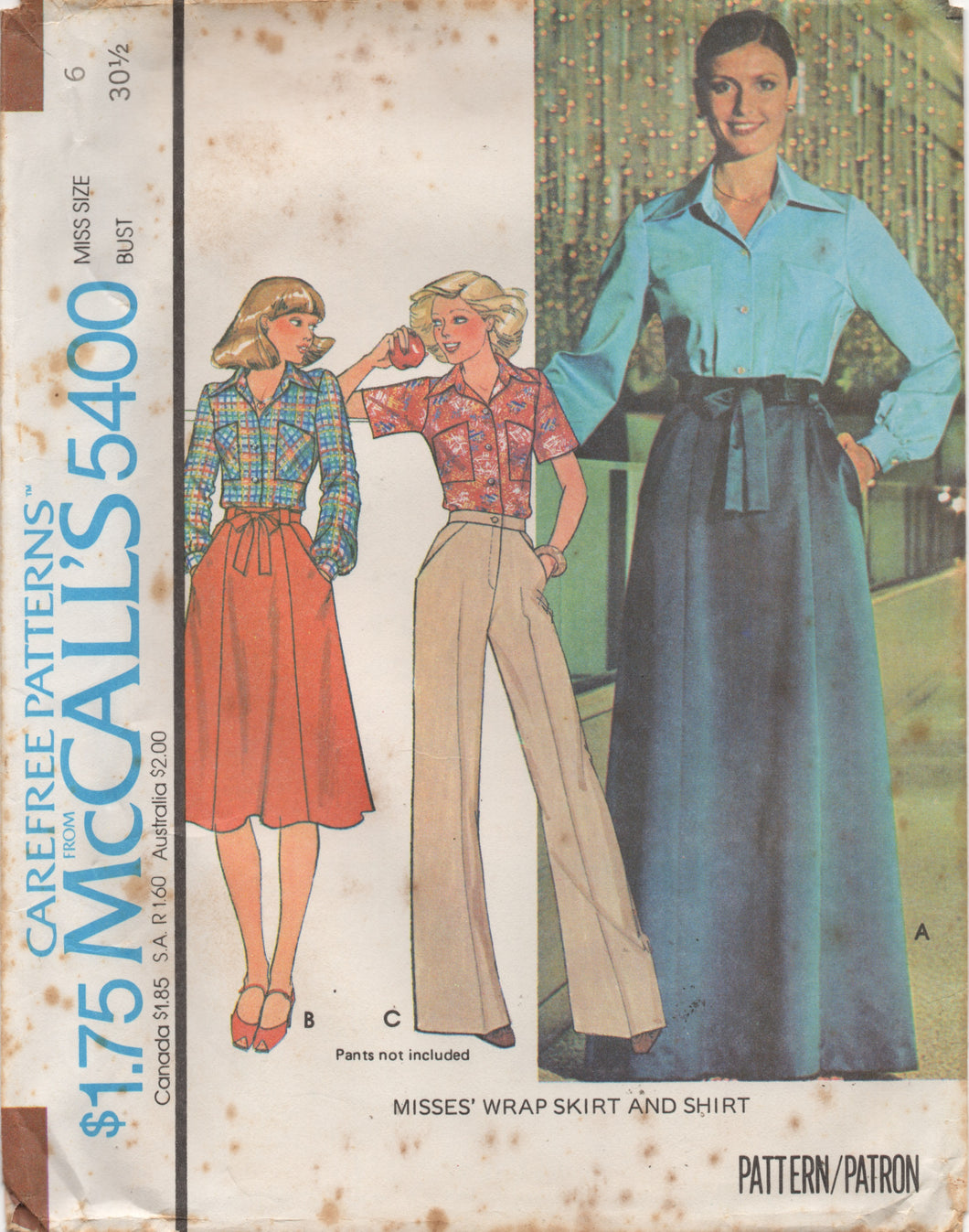 1970's McCall's Wrap Skirt and Button Up Blouse with Large Pockets Pattern - Bust 30.5-34