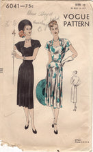 1940's Vogue One Piece Dress with Gathered Yoke and Skirt Front Panels - Bust 30" - No. 6041