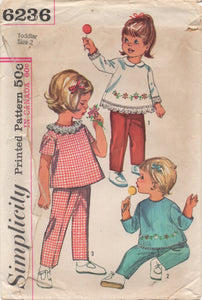 1960's Simplicity Toddler Top with Peter Pan Collar and Suspender pants - Chest 21" - No. 6236