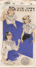 1950's New York Girl's Blouse with Puff or 3/4 Sleeve and Elongated Yoke - Chest 30" - No. 704
