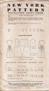 1950's New York One Piece Dress with Oversize Breast Pockets and Box pleat skirt - Bust 29" - No.780