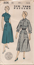 1950's New York One Piece Dress with Molded Shoulders and Flag Shaped Pockets - Bust 32" - No. 806