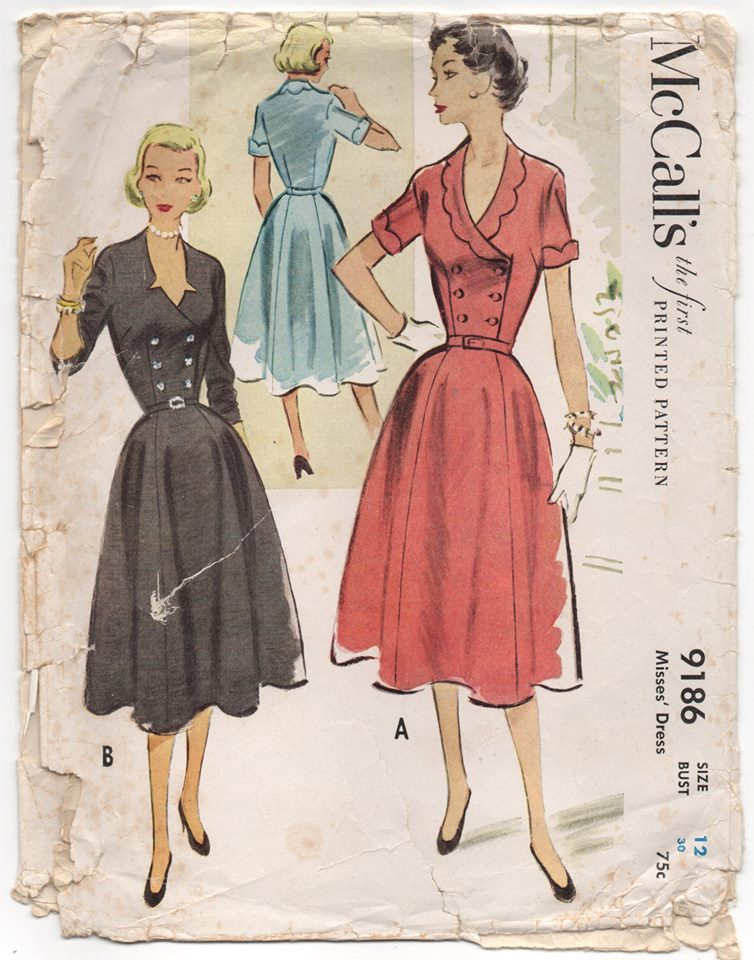 1950's McCall's One Piece Dress with Scallop collar or Notched Neckline - Bust 30