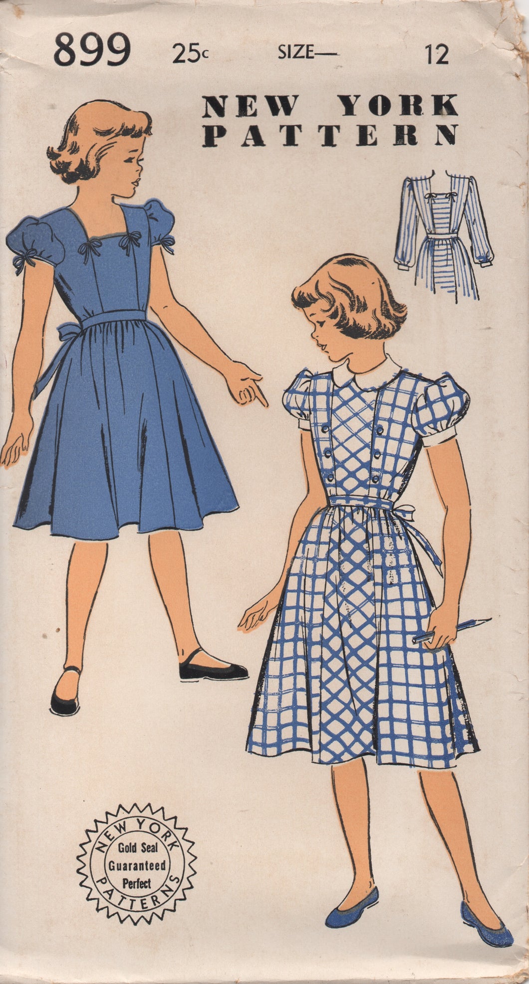 1950's New York Girl's One Piece Dress with Puff Sleeves and Peter Pan Collar - Chest 30