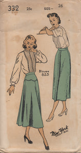1940's New York Skirt with scallop skirt yoke or straight skirt - Waist 26" - UC/FF - No. 332