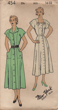 1950's New York One Piece Button Front Dress with Scallop Edges - Bust 32" - UC/FF - No. 454