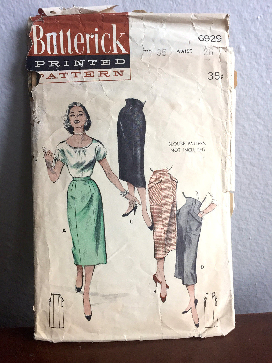 1950's Butterick Pencil Skirt with Oversize Pockets - Waist 26" - No. 6929