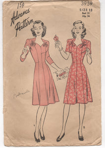 1940's Advance Princess cut One Piece Dress with Ties at Neckline Pattern - Bust 31" - UC/FF - No. 3959