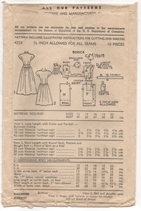 1940's Advance Dirndl Day Dress with Pockets - Bust 32" - No. 4253