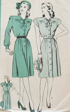 1940's Hollywood Shirtwaist Dress with Bow Detail Pattern - Bust 32 - No. 1577