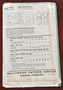 1940's Hollywood Shirtwaist Dress with Bow Detail Pattern - Bust 32 - No. 1577