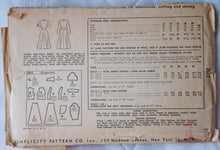 1940's Simplicity Button-front dress pattern - Bust 32 - No. 2617