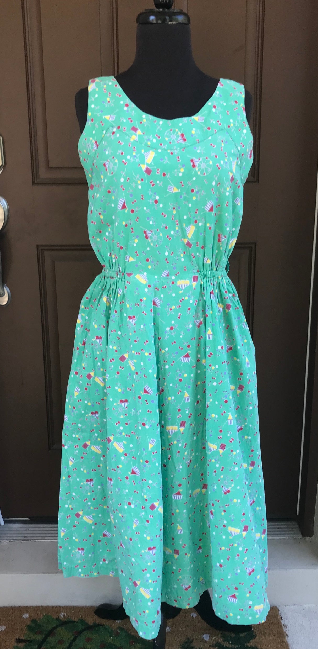 1950’s One Piece Dress with Novelty Circus print - Bust 35”