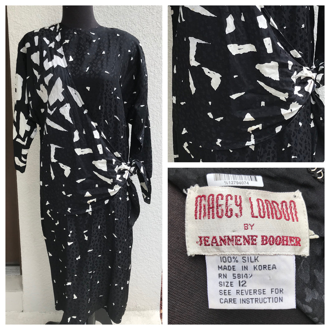 1980’s Maggie London Abstract Silk Dress with Contrast Sash  - M/L