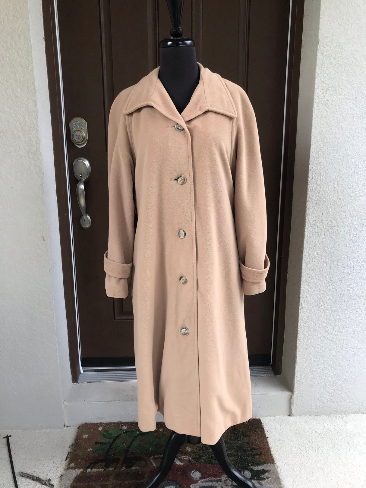 1970’s Kashmiracle Tan Coat with Tie belt