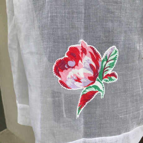 1950’s White with Rose appliqué apron - Half Apron - Organdy