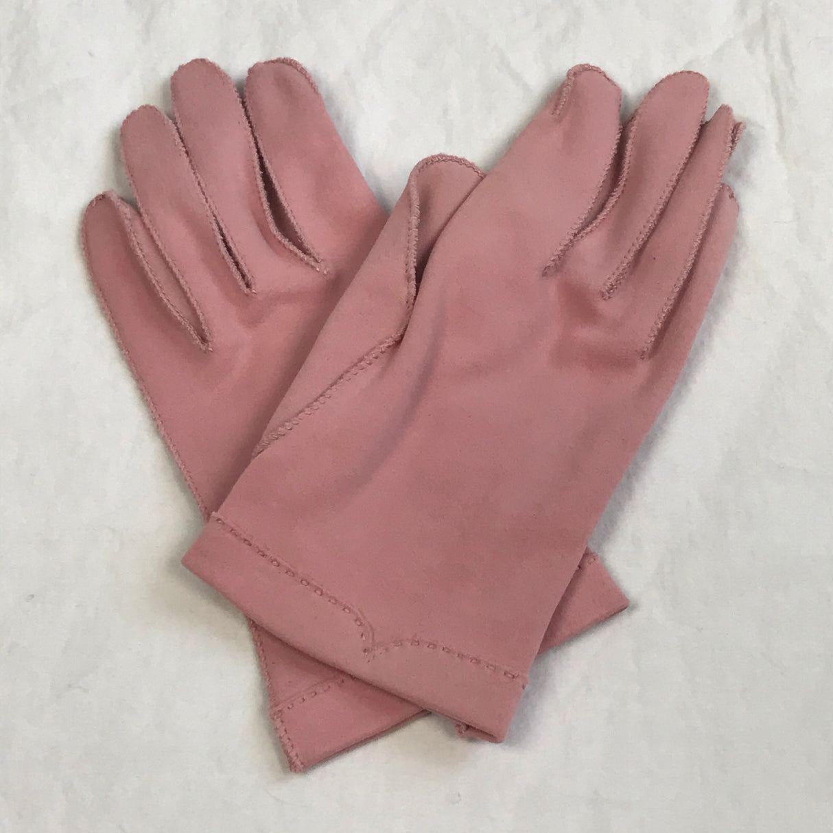 1950’s Crescendoe Dusty Pink Leather Gloves