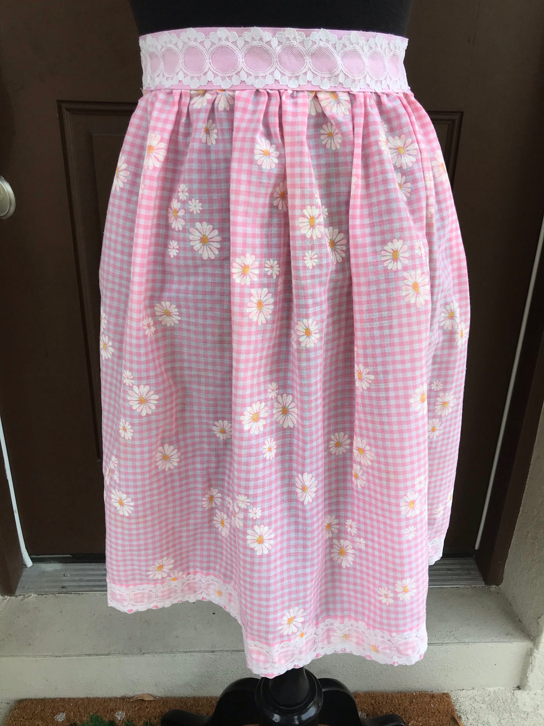1960’s Pink Gingham with Daisies - Half Apron - Cotton